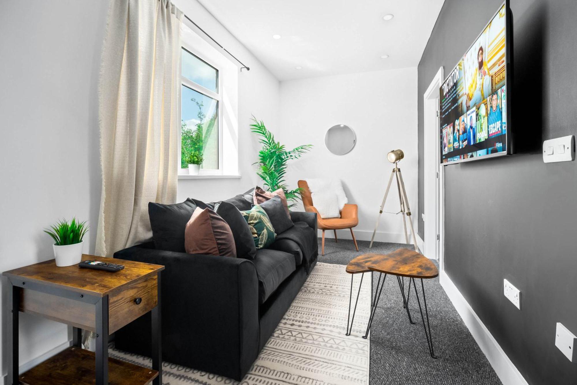 Luxe Apartment - Rowley Regis - Parking - Top Rated - Netflix - Wifi - 49Bg Cradley Heath Buitenkant foto